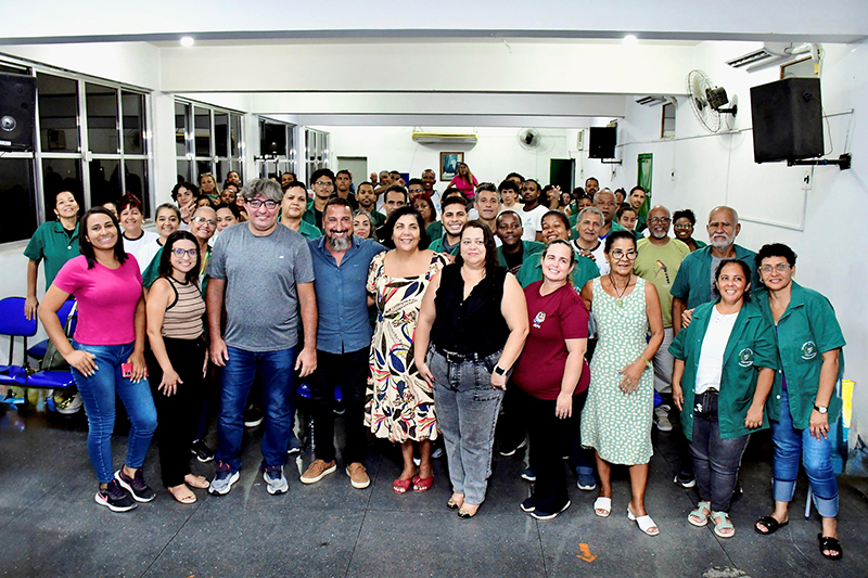 Secretaria de Meio Ambiente de Belford Roxo apresenta Programa de Educação Ambiental aos alunos do Colégio Estadual Presidente Kennedy