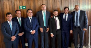 Prefeito Márcio Canella vai a Brasília acompanhar a formalização da federação partidária entre União Brasil e Progressistas