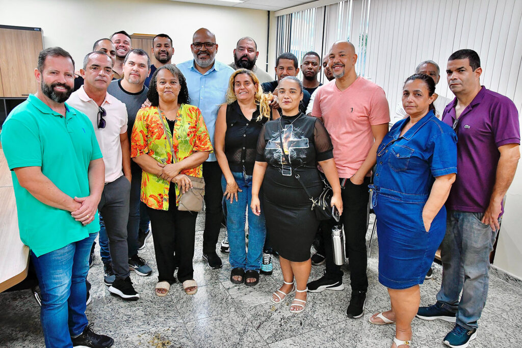 Chefe de gabinete da Prefeitura recebe comerciantes que apresentam sugestões para Heliópolis