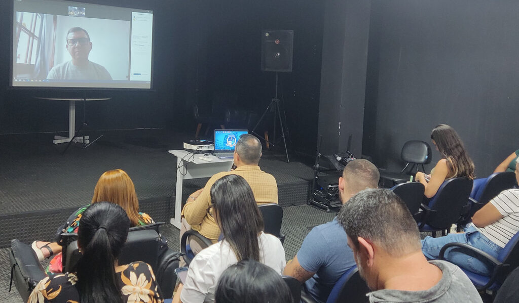 Capacitação sobre o SUAS reúne servidores da Assistência Social em Belford Roxo