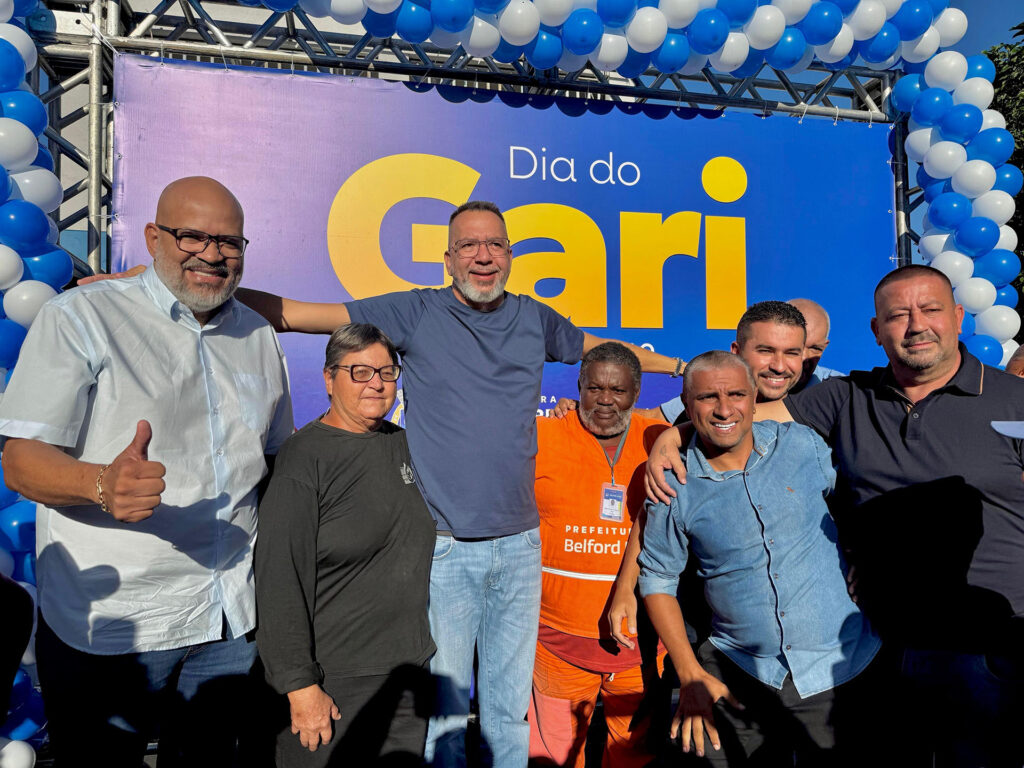 Márcio Canella participa de café da manhã com garis e anuncia gratificação de 20% para a categoria