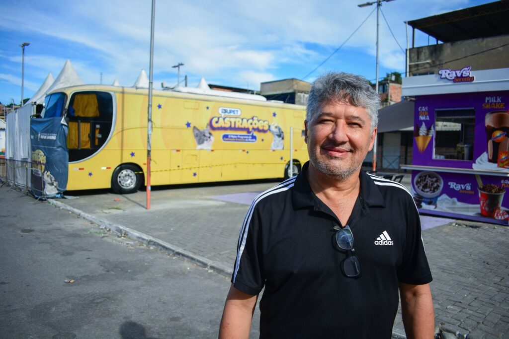 Ônibus castramóvel do ‘RJ Pet’ estará na praça do Wona na segunda-feira