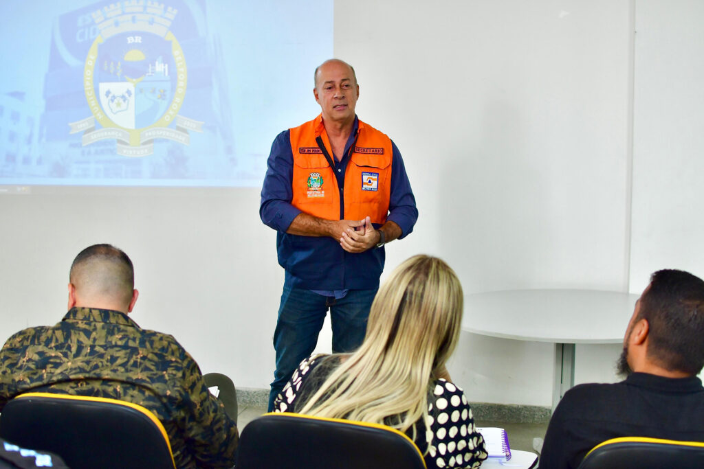 Defesa Civil de Belford Roxo abre linha direta virtual com a população