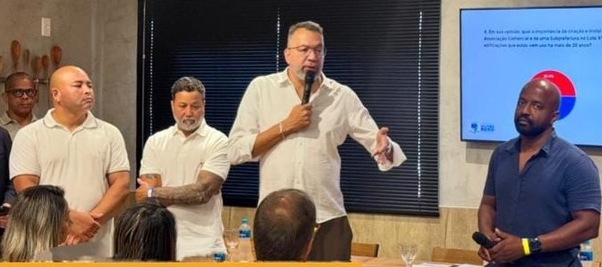 Prefeito Márcio Canella ouve comerciantes e acaba com o calçadão do bairro Lote XV