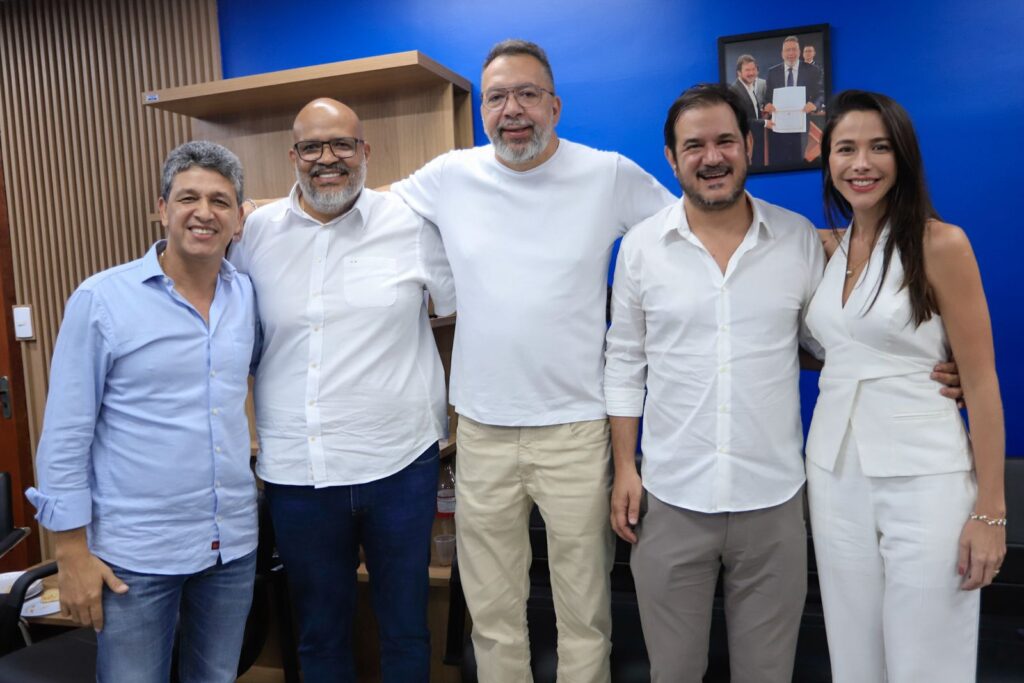 Prefeito Márcio Canella, secretários e vereadores se reúnem com presidente nacional do União Brasil