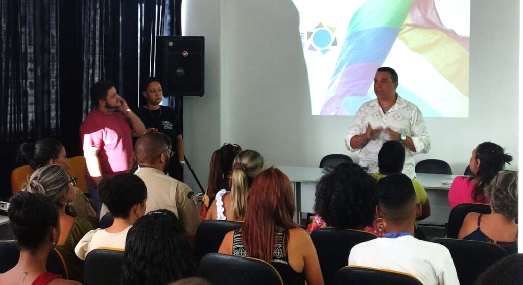 Assistência Social de Belford Roxo faz capacitação para  Intensificar qualidade no atendimento ao público LGBTQIAP+