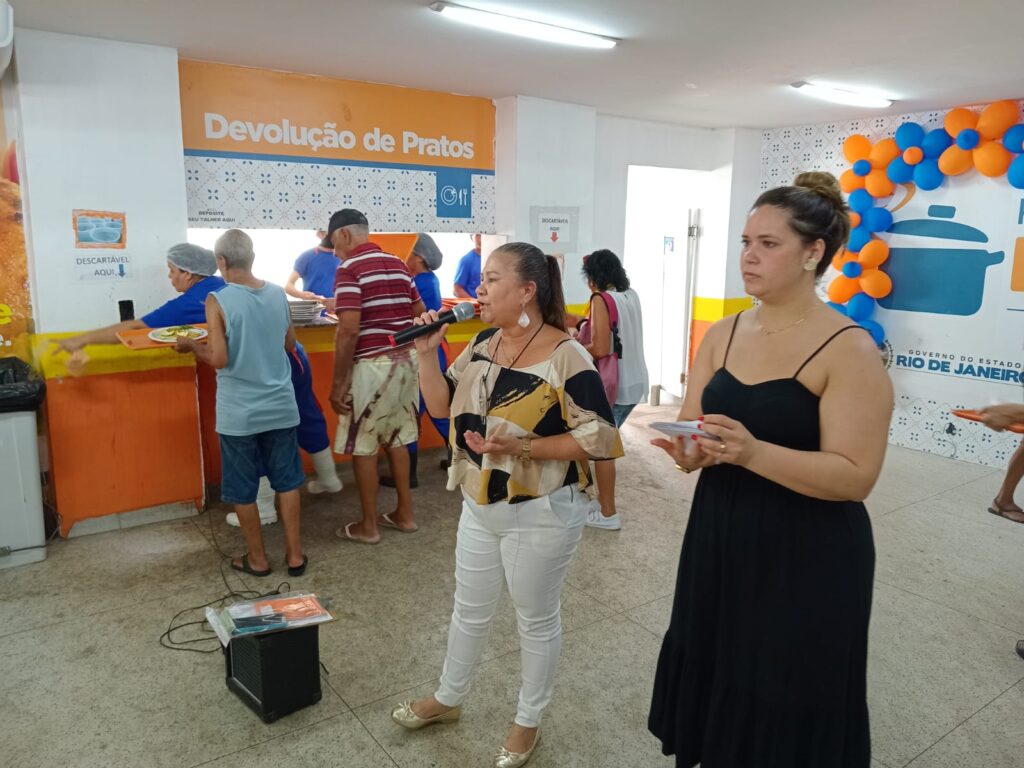 Belford Roxo: Secretaria de Assistência Social faz ação no Restaurante do Povo contra o câncer