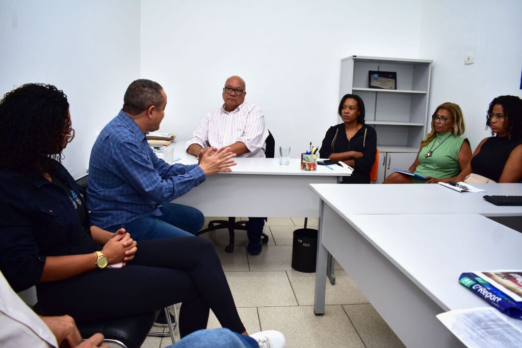 Secretário de Trabalho de Belford Roxo realiza encontro com o Sebrae para aprimorar e fortalecer a Sala do Empreendedor