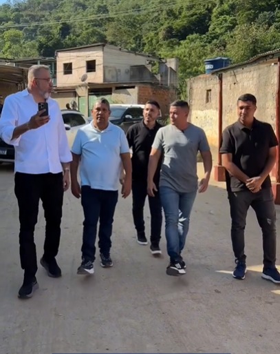 Prefeito Marcio Canella anuncia ônibus Tarifa Zero em Belford Roxo