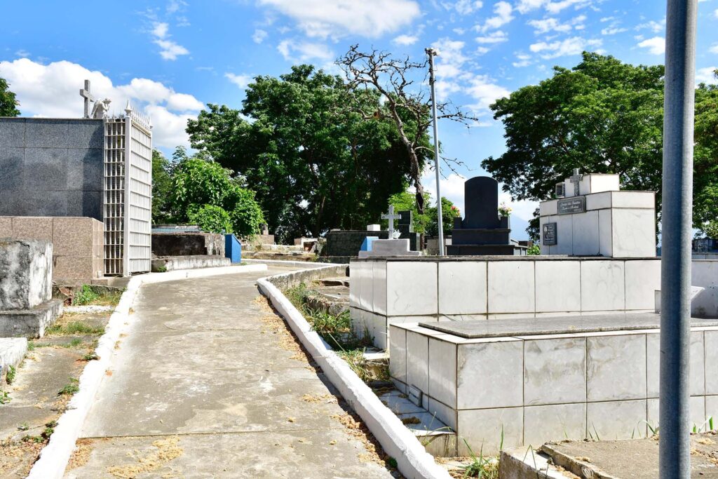 Prefeitura de Belford Roxo reforma Cemitério da Solidão