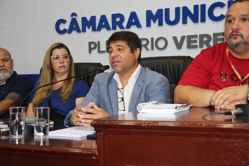 Secretaria de Saúde apresenta relatórios quadrimestrais na Câmara Municipal