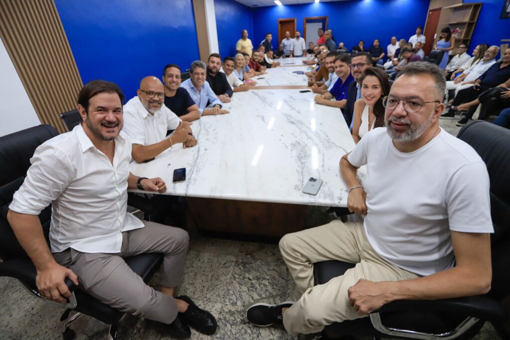 Prefeito Márcio Canella, secretários e vereadores se reúnem com presidente nacional do União Brasil