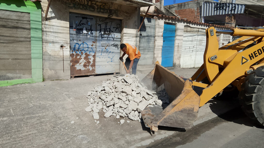 Prefeitura de Belford Roxo realiza mais um mutirão de limpeza e serviços em vários bairros neste sábado