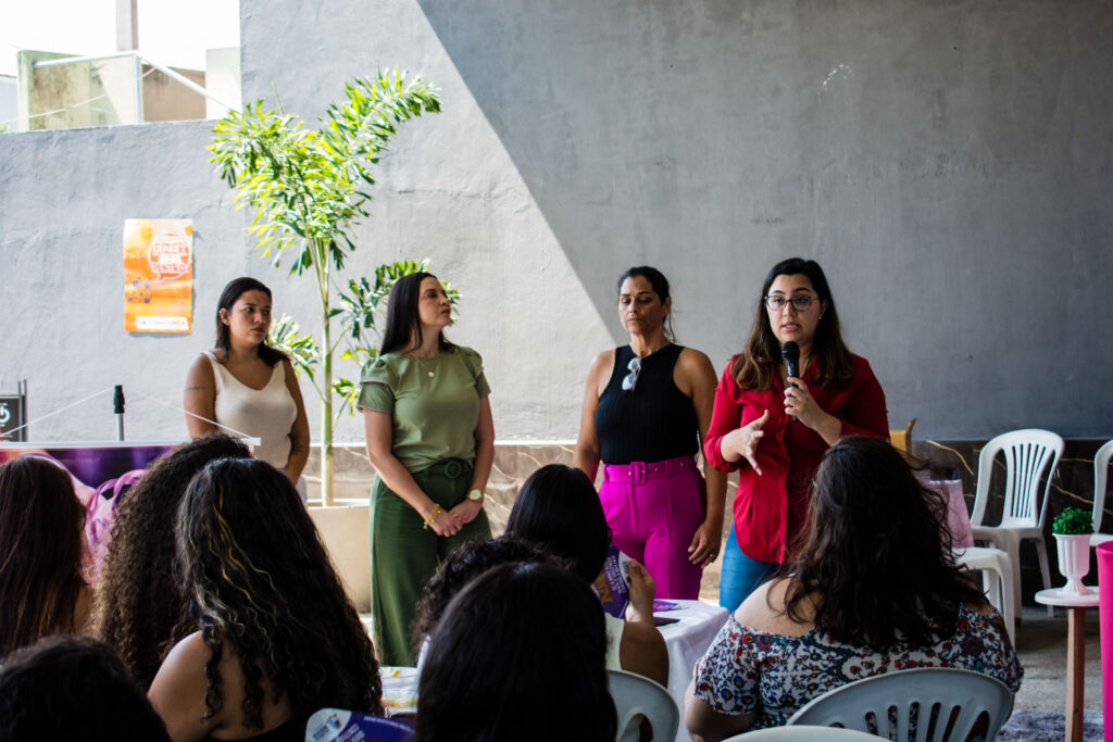 Coordenadoria de Zoonoses de Belford Roxo promove evento comemorativo ao Dia Internacional da Mulher