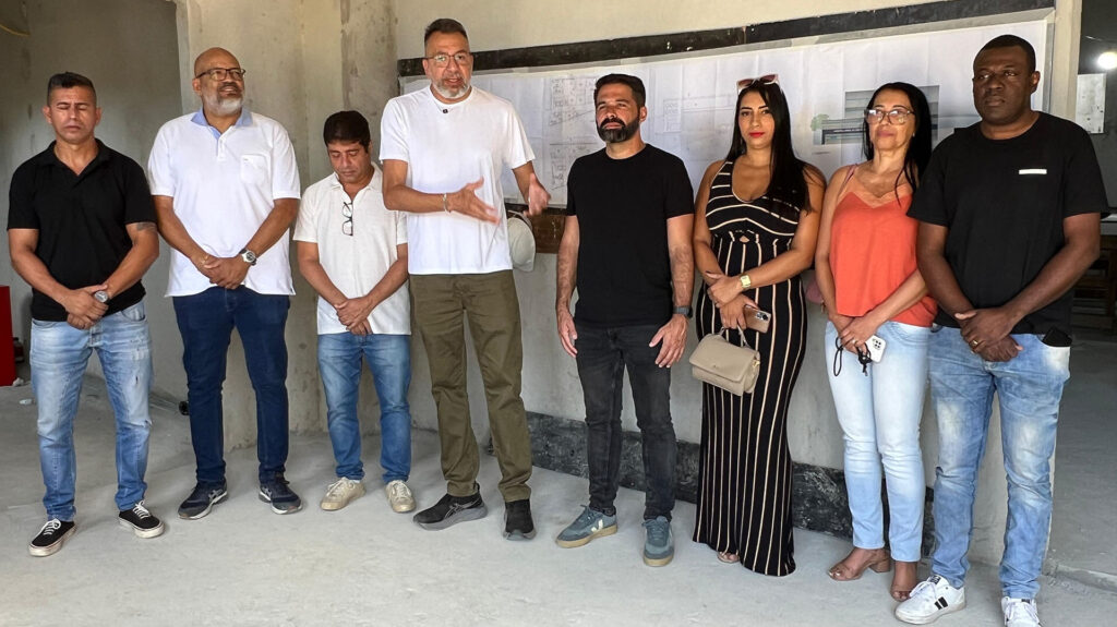 Prefeito visita Hospital Municipal e destaca que ampliação da unidade trará mais serviços