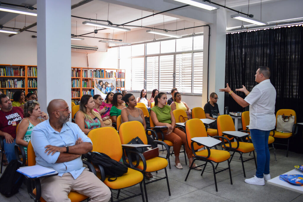 Secretaria de Assistência Social realiza capacitação do Programa de Tuberculose para profissionais que atuam em Belford Roxo