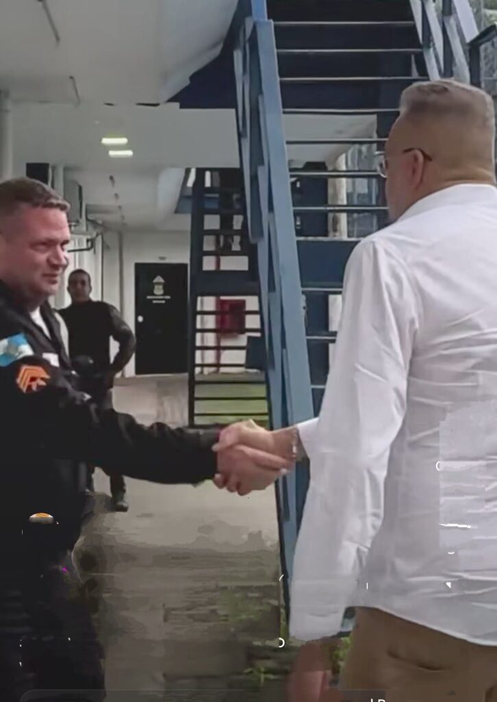 Prefeito Márcio Canella pede apoio à Polícia Militar para combater venda de crack em Belford Roxo