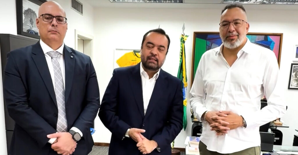 Governador Cláudio Castro e prefeito Márcio Canella anunciam que Belford Roxo ganhará três delegacias especializadas