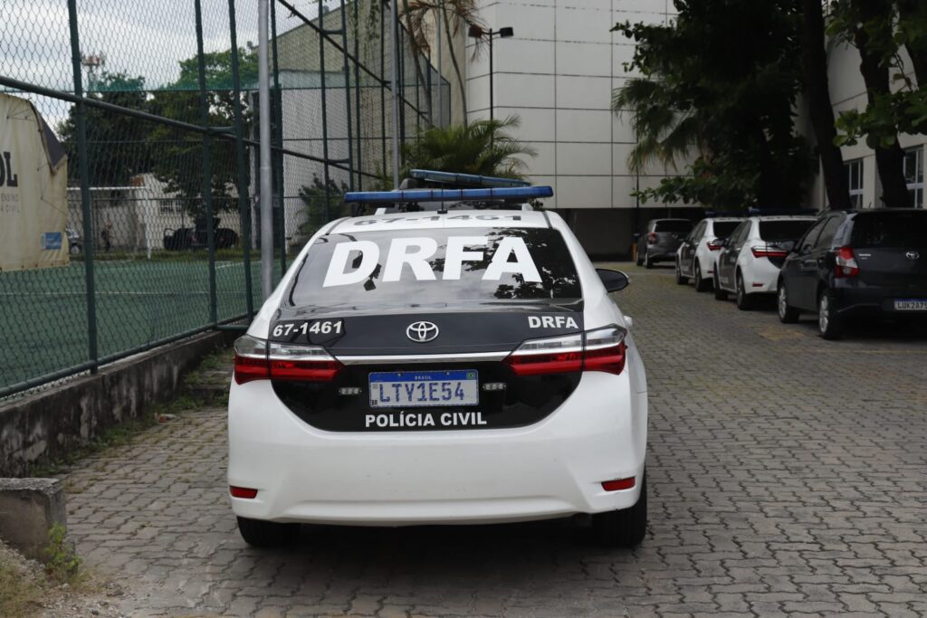 Governador Cláudio Castro e prefeito Márcio Canella anunciam que Belford Roxo ganhará três delegacias especializadas