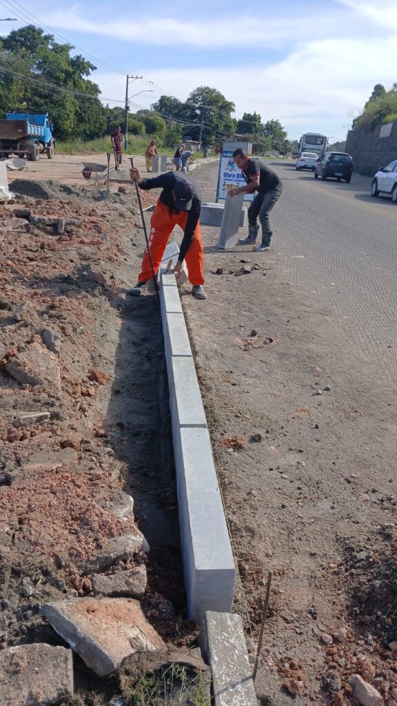 Secretaria Municipal de Conversação realiza ações de limpeza e serviços em diversos bairros