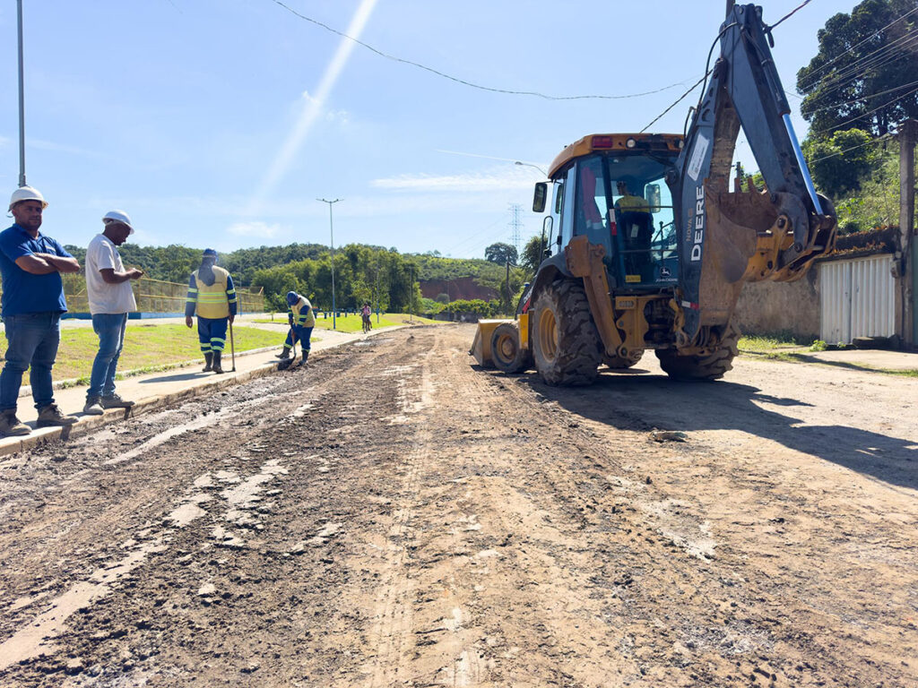 Prefeito Márcio Canella inicia obras de pavimentação na Avenida Alberto Sampaio na Vila Maia e Nova Aurora