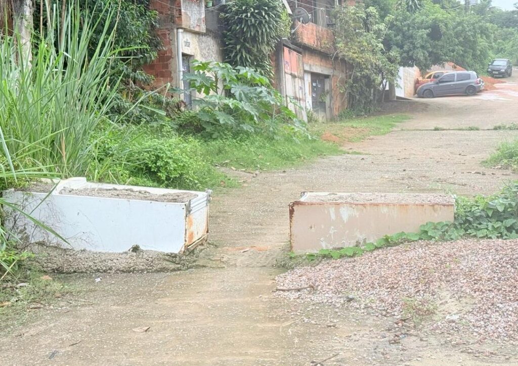 Secretaria de Transportes e Polícia Militar fazem operação nas comunidades do Avião e do Sapo