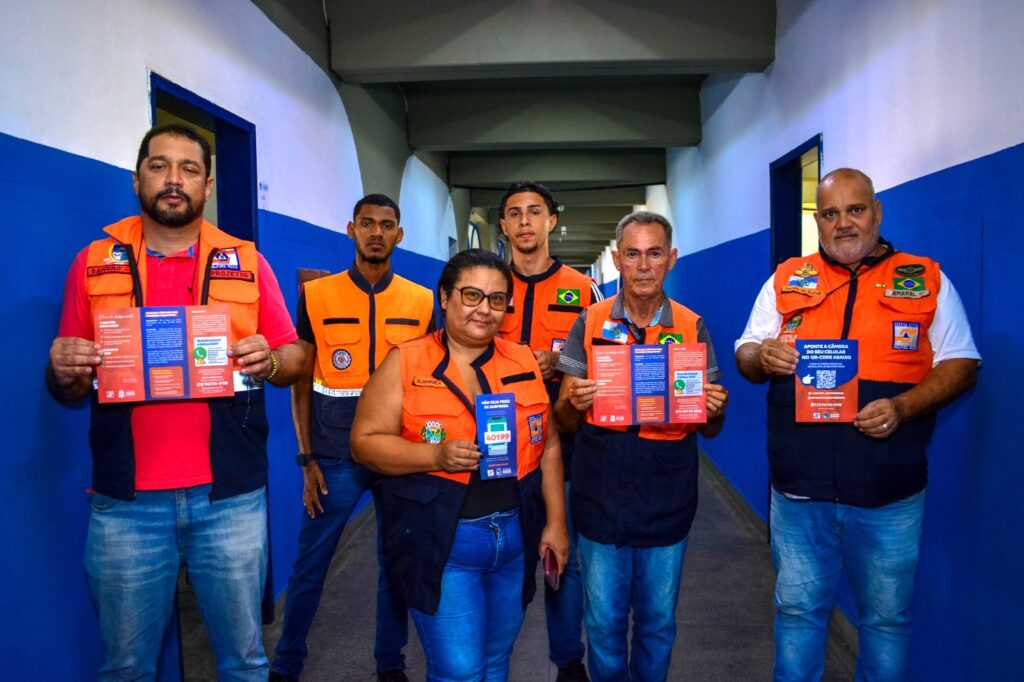 Defesa Civil de Belford Roxo realiza ação educativa em CIEP com reforço aos alunos dos alertas meteorológicos via SMS