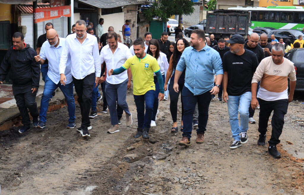 Canella anuncia início das obras no Morro da Torre