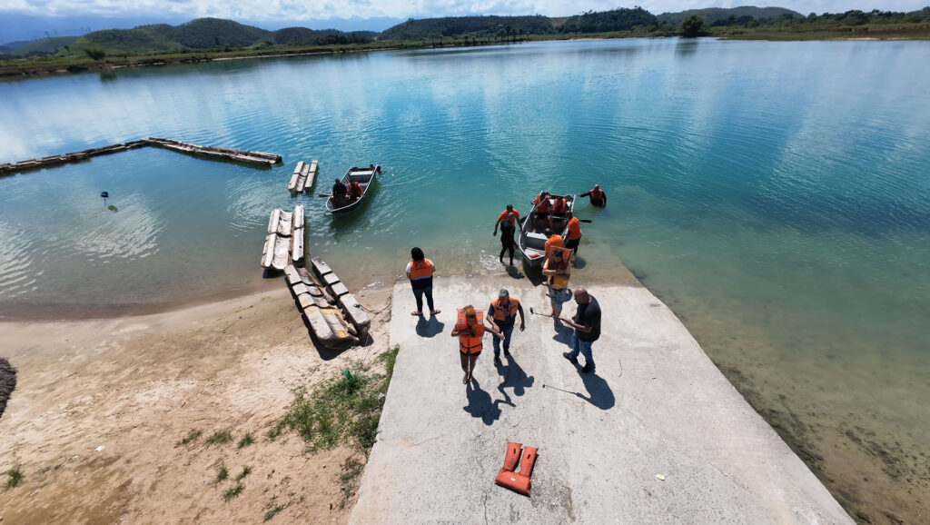 Defesa Civil de Belford Roxo realiza simulado de resgate em situações de afogamento
