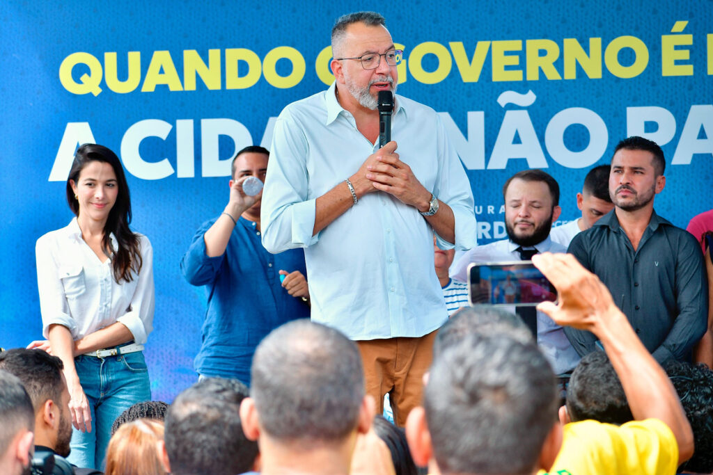 Novo Cras Nova Aurora é inaugurado pelo prefeito Márcio Canella, presidente da Câmara e autoridades