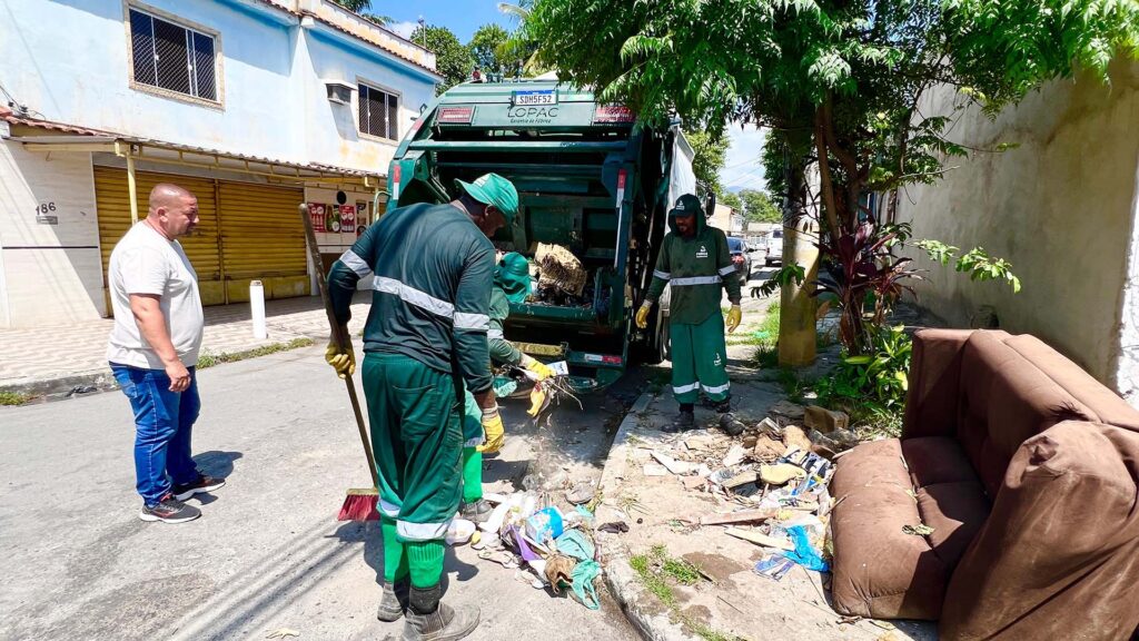 Prefeitura asfalta ruas no Vasco e faz limpeza nos bairros Heliópolis, Xavantes e Piam