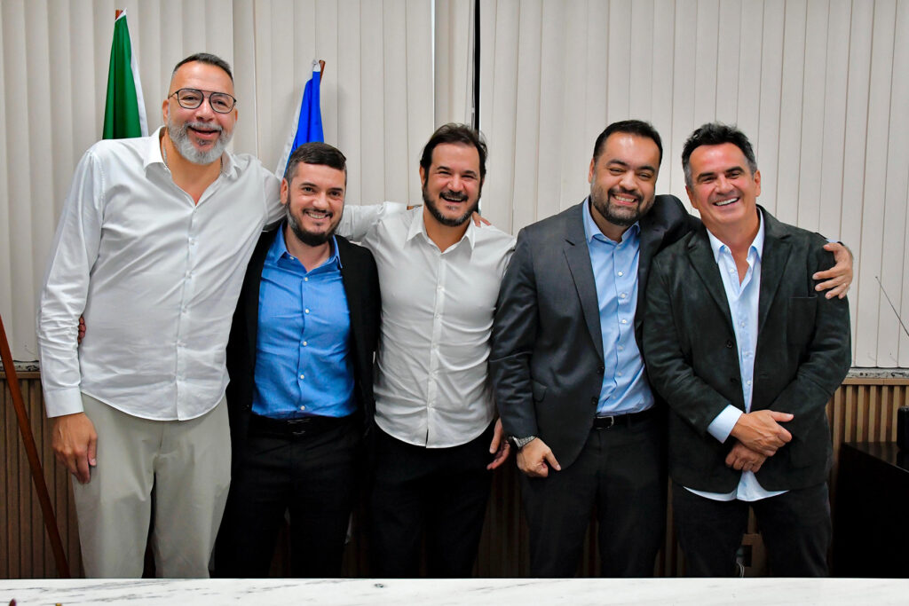Governador e prefeito inauguram base do Proeis em Belford Roxo, lançam obras do canal Maxambomba e visitam Hospital Geral de Emergência