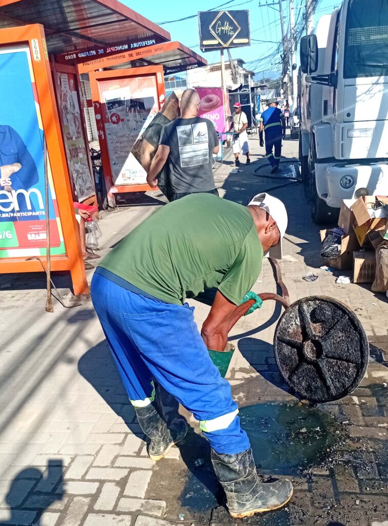Prefeitura realiza mutirão de limpeza e de manutenção em diversos bairros