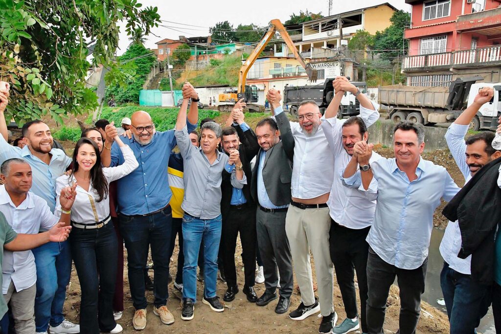 Governador e prefeito inauguram base do Proeis em Belford Roxo, lançam obras do canal Maxambomba e visitam Hospital Geral de Emergência