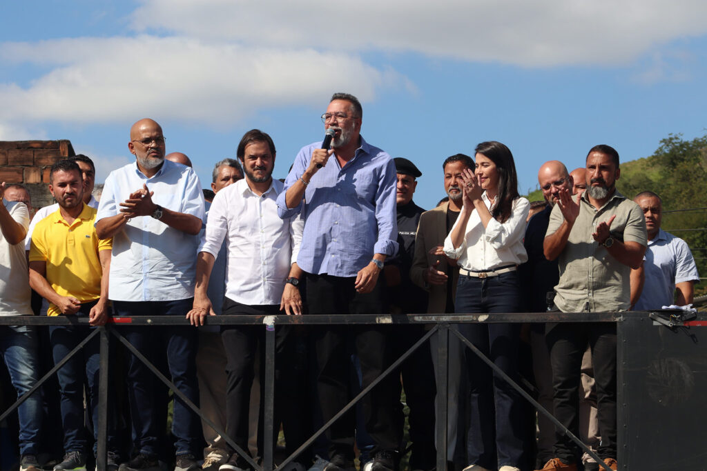 Prefeito Márcio Canela inaugura base do Proeis no Parque São José com o apoio da Polícia Militar