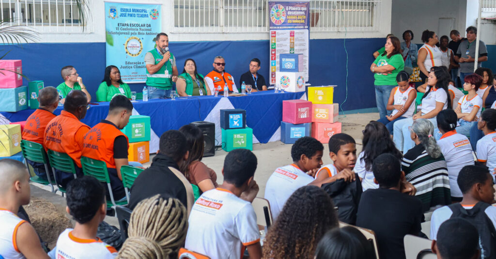 Escola José Pinto Teixeira recebe a Conferência Municipal Infanto-juvenil de Meio Ambiente e elege delegados
