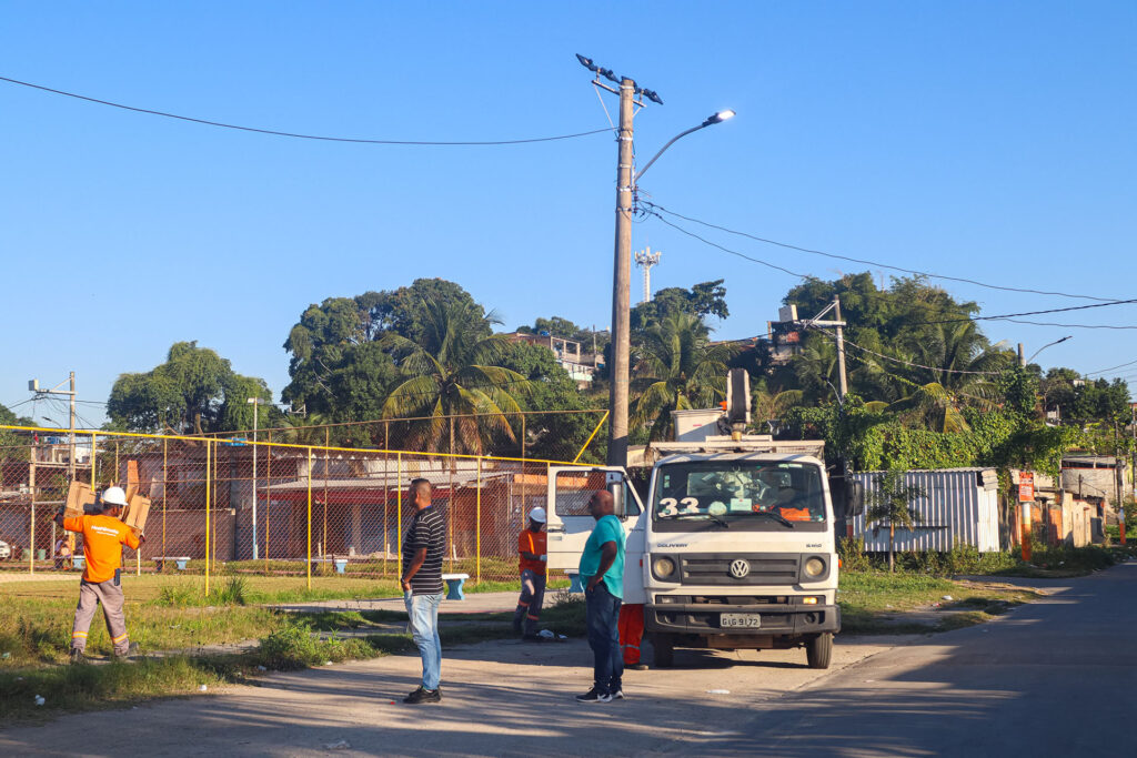 Prefeitura de Belford Roxo ilumina com LED ruas do Parque Colonial