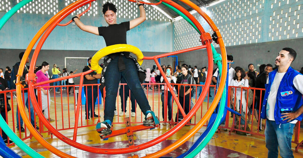 Projeto Ciência Móvel do Museu da Vida Fiocruz une ciência, cultura e diversão em Belford Roxo