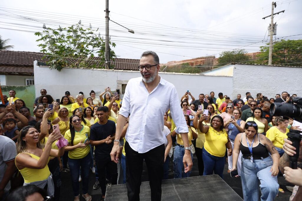 Prefeito Márcio Canella divulga vídeo com ameaças e solta os bichos para cima do bandido Cachorrão