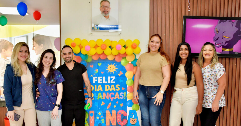 Hospital Infantil de Belford Roxo promove animação com entrega de brinquedos para os pequenos pacientes no Parque dos Ferreiras