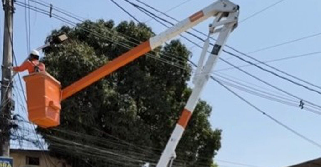 Ruas pavimentadas no bairro Jardim do Ipê ganham iluminação de led