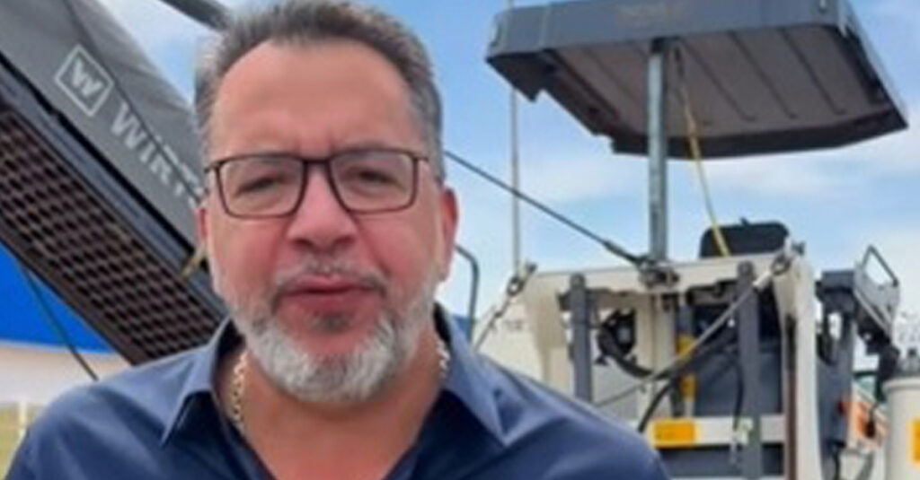 Avenida Nunes Sampaio recebe serviços de fresagem e ganhará novo asfalto em Andrade Araújo