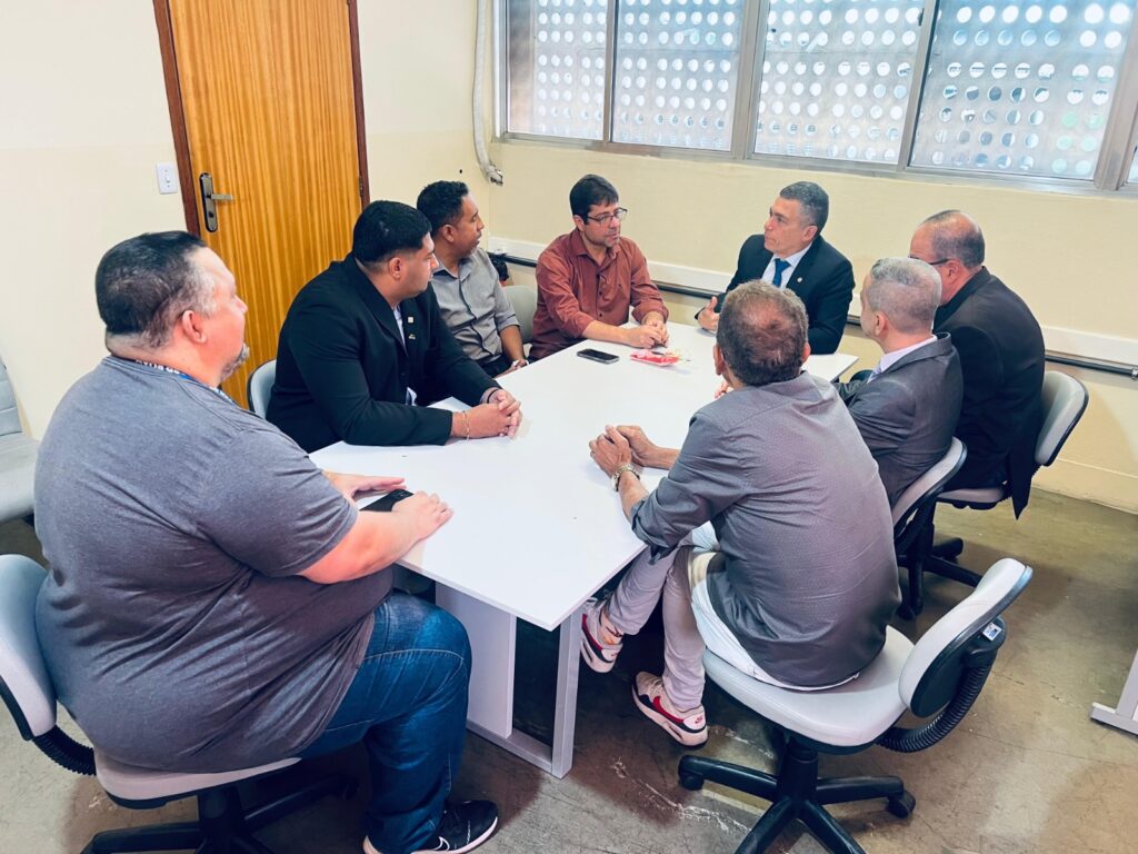 Secretaria Municipal de Saúde recebe visita do Conselho Regional de Odontologia