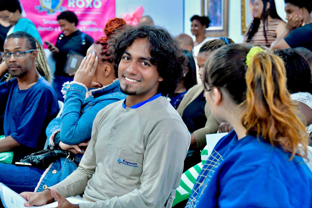 Secretaria Municipal de Trabalho realiza seleção para 85 vagas de empregos de Auxiliar de Operação de Logística