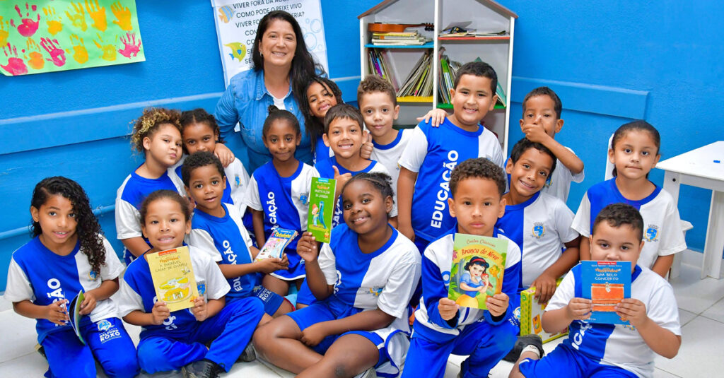 Professora de Belford Roxo participa da Etapa regional do Prêmio Magda Soares