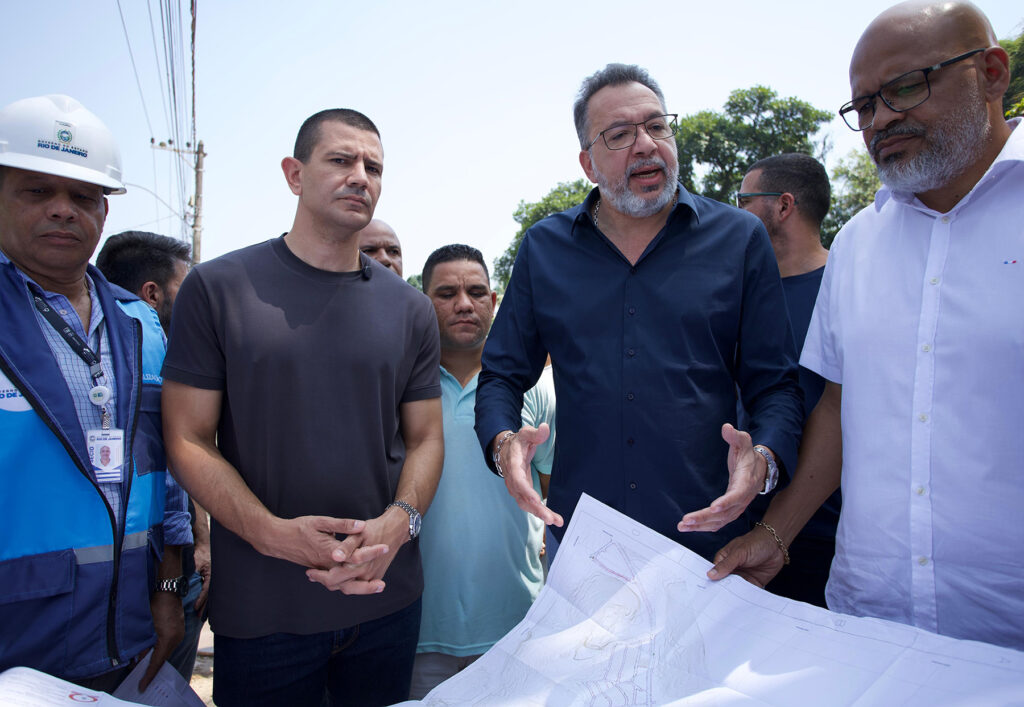 Prefeito Canella e Secretário das Cidades lançam obras de pavimentação e drenagem de quase R$ 100 milhões em Santa Tereza e Parque São José