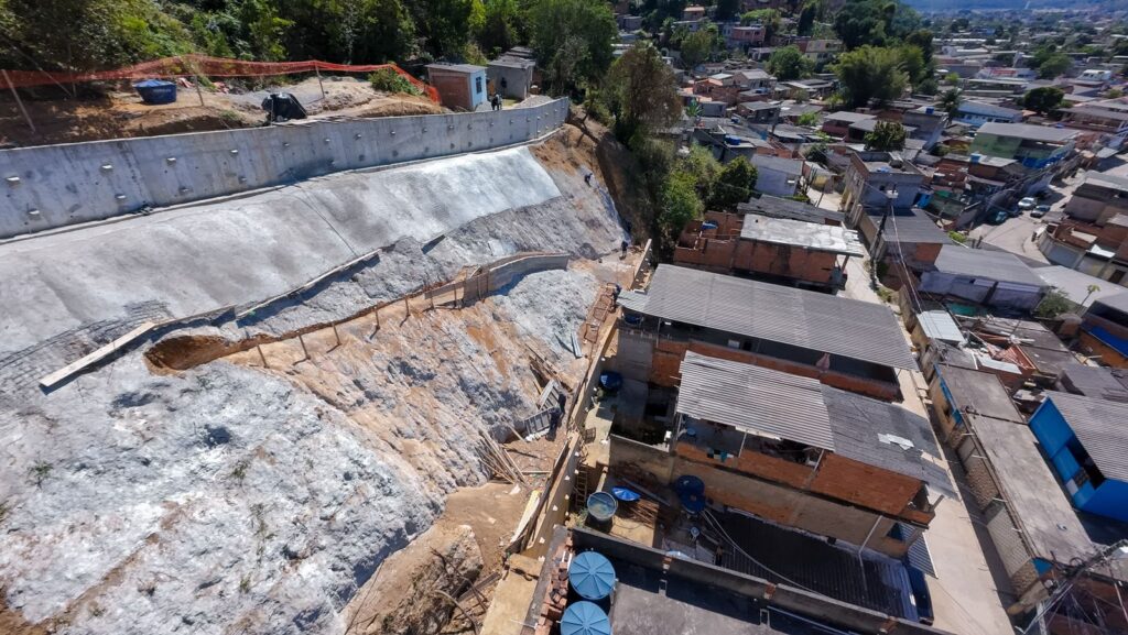 Obras na Encosta do Morro da Granja seguem a todo o vapor no Xavantes