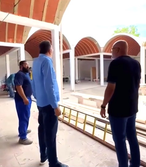 Prefeito Canella acompanham as obras da reforma da Vila Olímpica, Casa de Cultura e nova base do Proeis