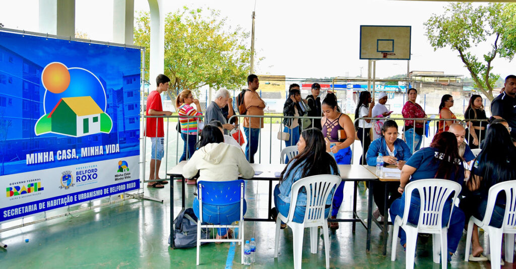 Prefeitura abre cadastro para o Minha Casa Minha Vida e mais de três mil pessoas se inscrevem