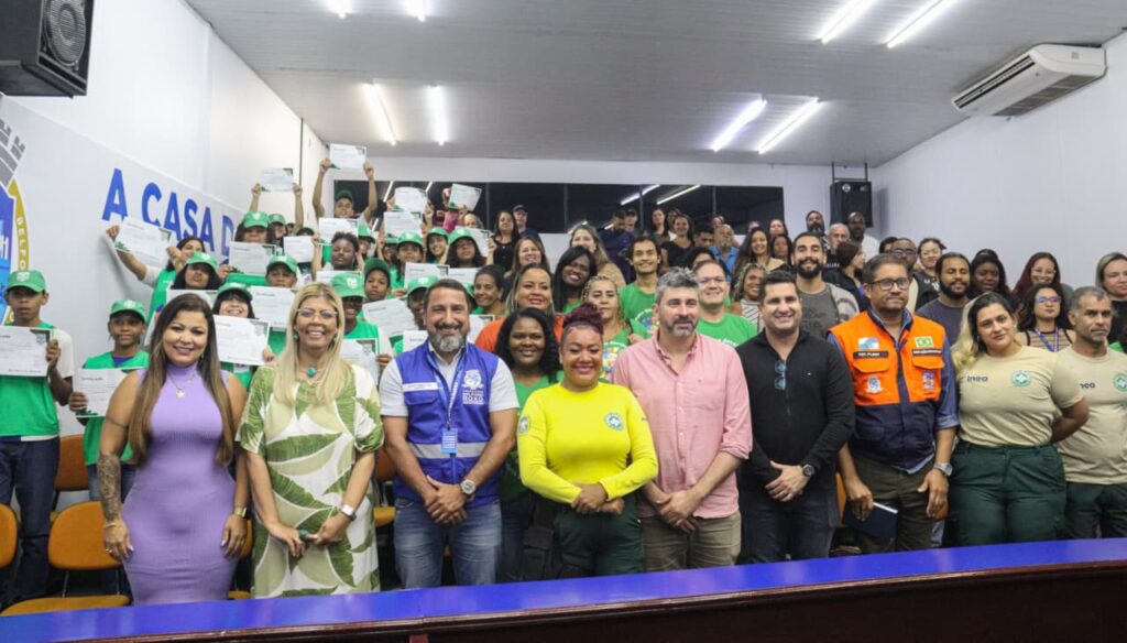 Secretaria de Meio Ambiente e Inea formam 25 alunos no Projeto Guarda-Parque Mirim em Belford Roxo